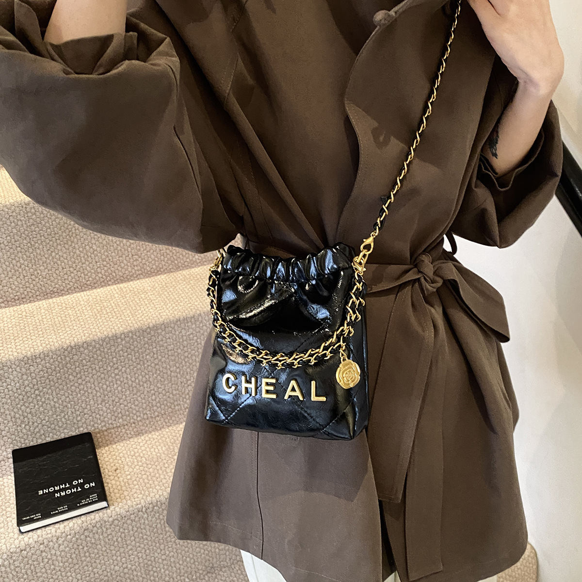 Designer Chanel Style Quilted Chain 2025 Spring Summer Patent Leather Trash Small Fashion Handbag Tote Bucket Crossbody Light Luxury Women's Bag