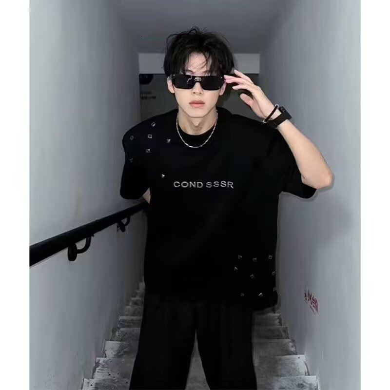 Trendy Brand Letter Rhinestone Designer Short Sleeves Short Sleeve Men's Summer Cool High-end Shoulder Pad T-shirt Loose Design Half Sleeve Top