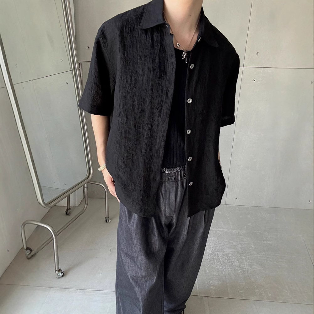 Factory Direct Supply Textured Old Money Style Summer New Designer Short Sleeves Lazy Style Shirt Men Vacation Casual Loose Short Sleeve Shirt