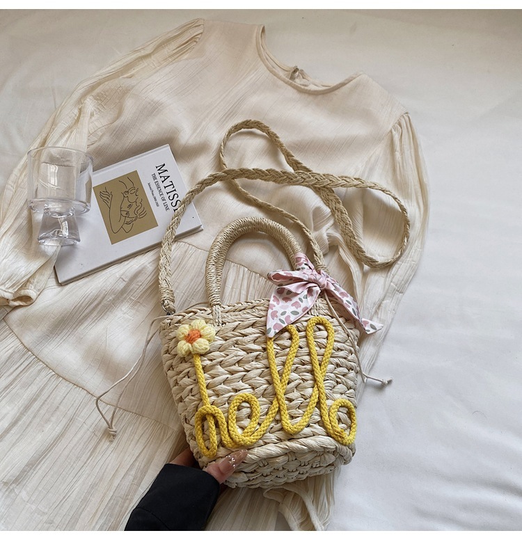 Free shipping designer 2025 New Women Straw Bag High-Quality Texture Niche Crossbody Bag Bucket Bag Fashion Versatile Woven Handbag