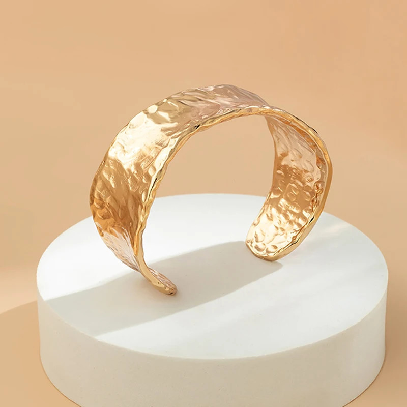 Heavy Hammered Metal Cuff Bangle For Women Fashion Jewelry Irregular Trendy Basic Style Holiday Accessories Party Gift C1402 250701