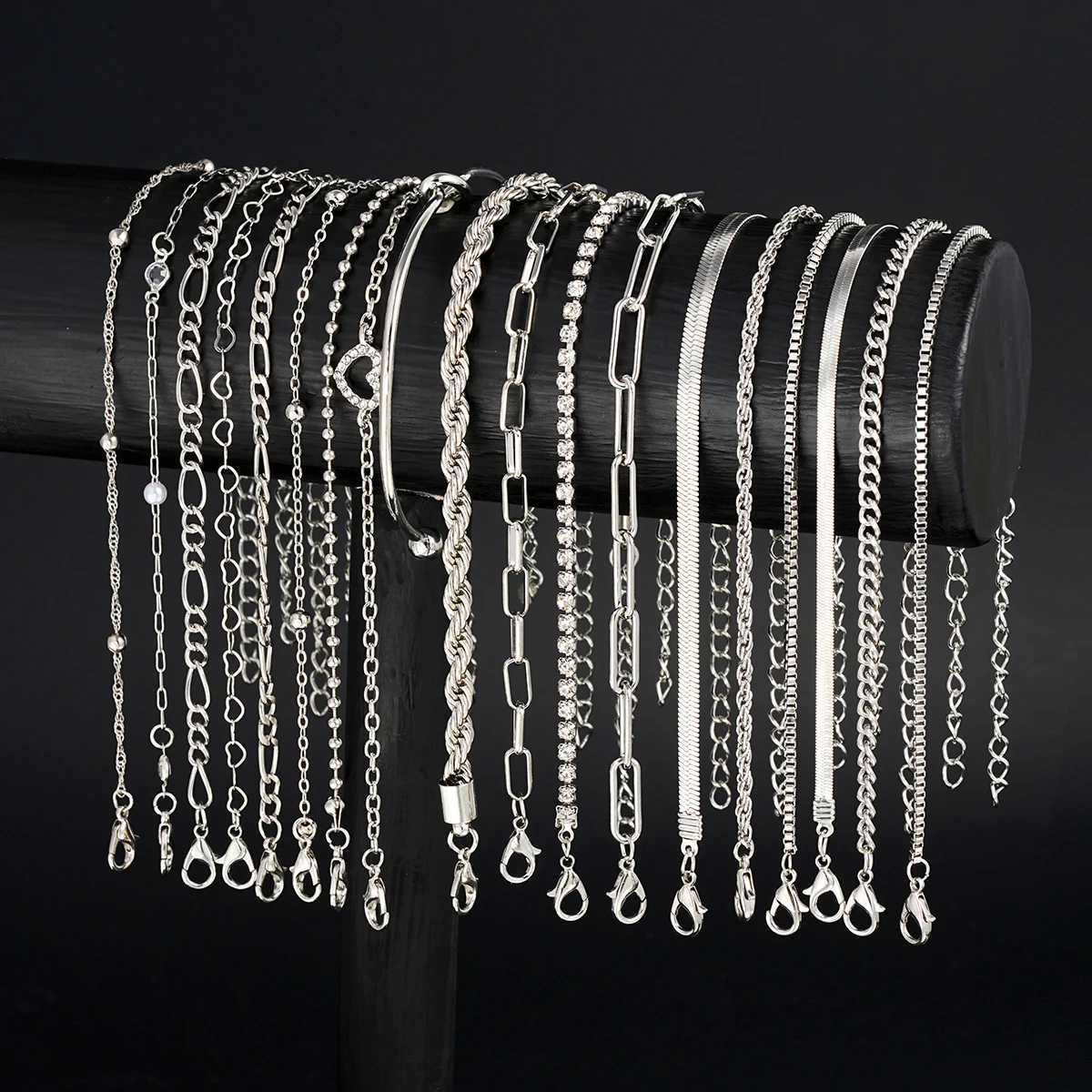 19Pcs Silver Color Multilayer Metal Simple Bracelets For Women Vintage Crystal Beads Twisted Box Snack Chain Bracelet Fashion XJ250707