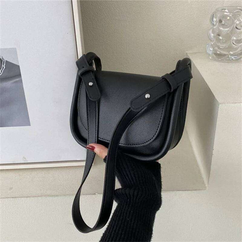 Women's Small Flap Shoulder Bag PU Leather Solid Color HandBags Fashion Female Crossbody Underarm Bags Free Shipping