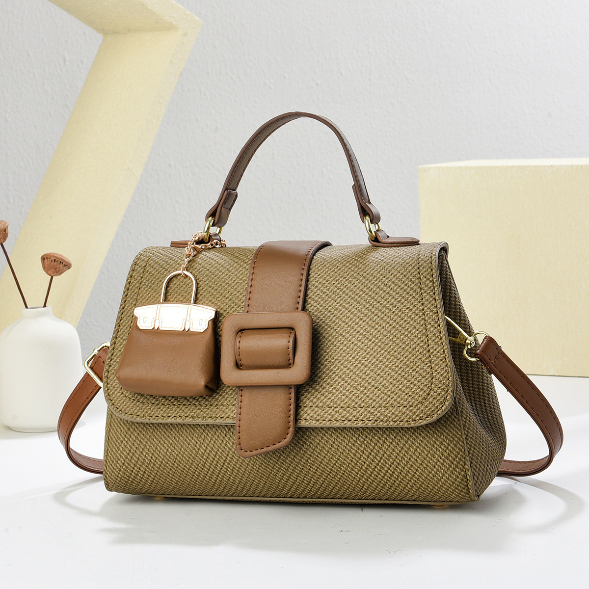 Fashionable women s crossbody bag Korean style handbag trend women s new trend multifunctional bag elegant women s handbag
