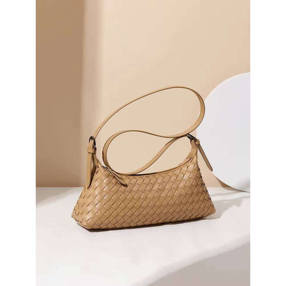 DHgargets Summer New Style New Fashion Leather Hand Woven Tote Handmade