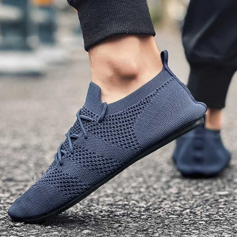YRZL Summer Men Casual Shoes Lightweight Outdoor M Walking Shoes Hot S Anti-slip Mans Mesh Sneakers Slip on Flats Shoes Y250707