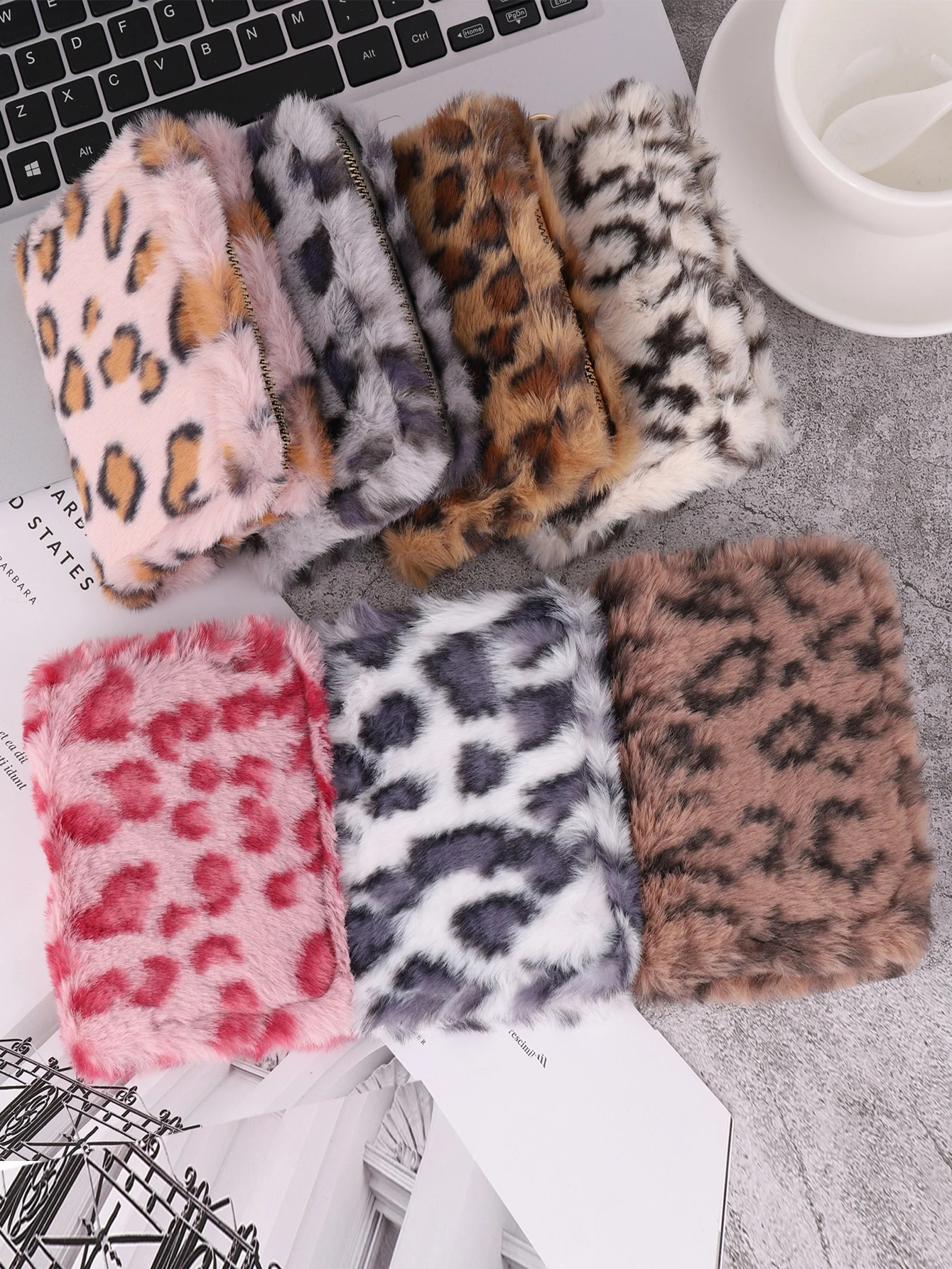 creative plush coin purse fashion leopard print plush wallet niche simple furry card bag wallet 250704