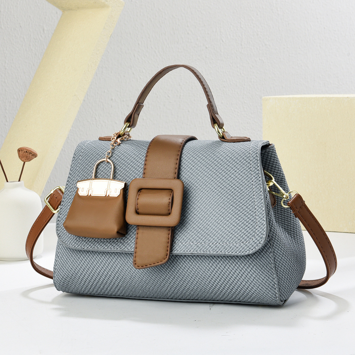 Fashionable women s crossbody bag Korean style handbag trend women s new trend multifunctional bag elegant women s handbag