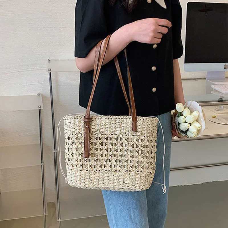 Casual Rattan Large Capacity Shopping Tote Designer Wicker Woven Women Handbags Summer Beach Bag Lady Travel Big Basket