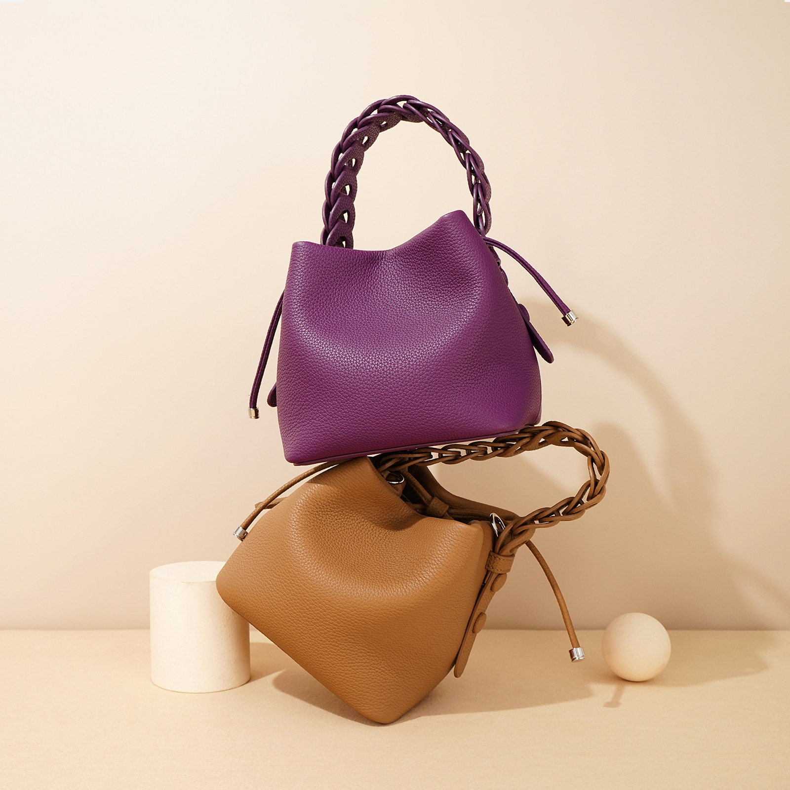 New Top Layer Cowhide Bucket Bag Spring Model Textured Genuine Leather Versatile Shoulder Crossbody Elegant Handbag