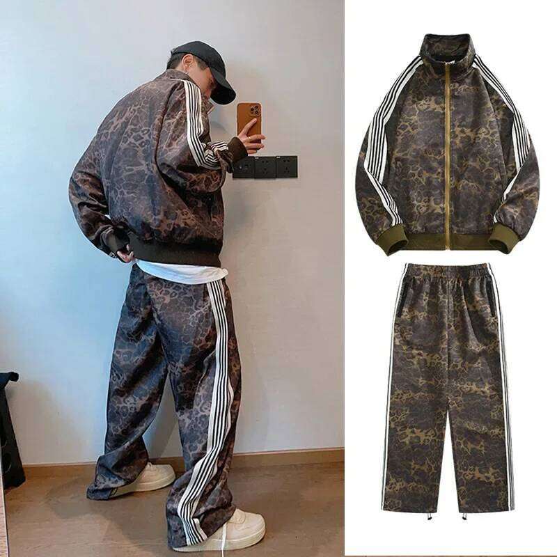 Vintage Leopard Print Sports Suit Jacket Sweatpants For Men Hip Hop Style Digital Printing Striped Vest