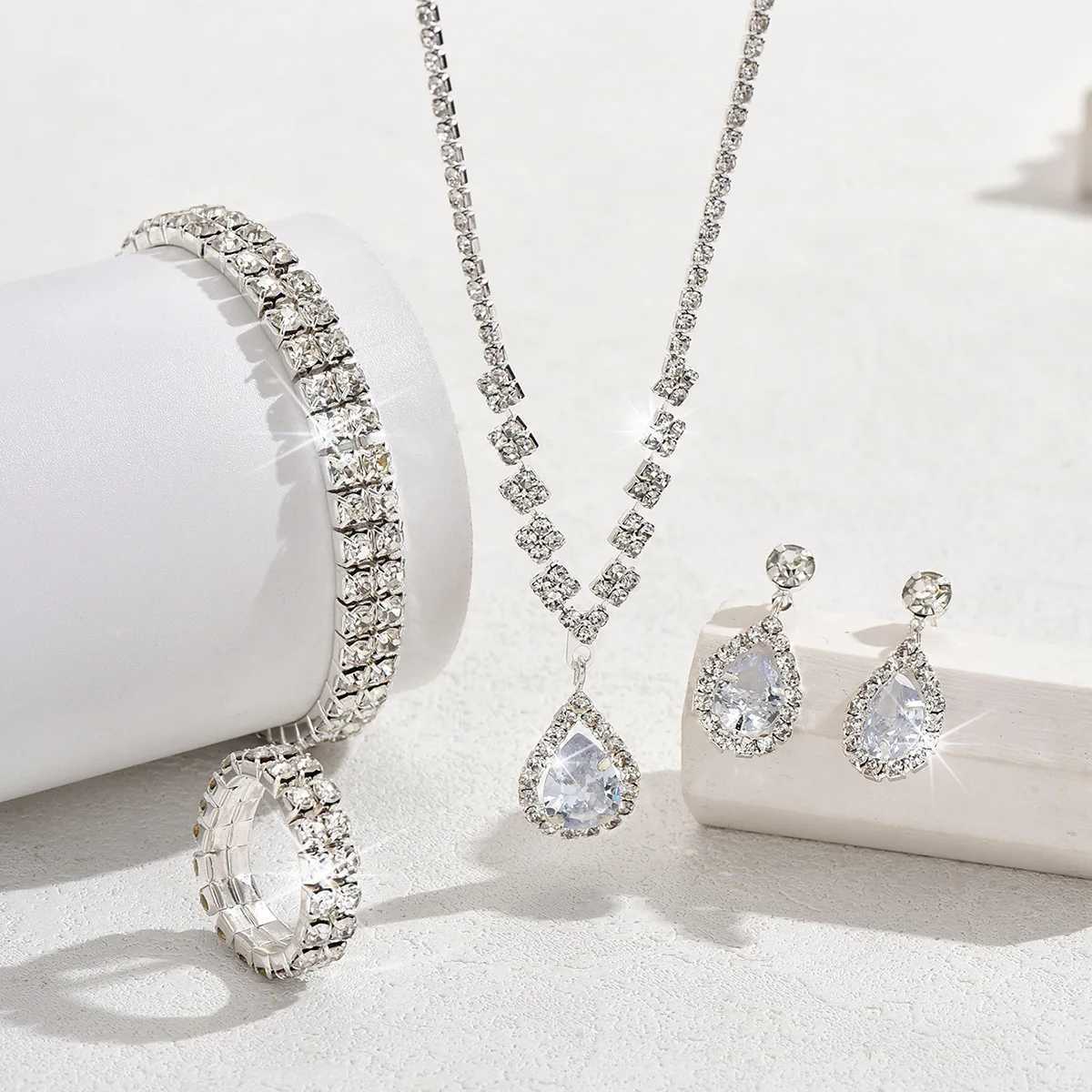 5 Womens Fashion Droplet Earrings Necklace Bracelet Ring Set Wedding Banquet Party Holiday Gift XJ250707