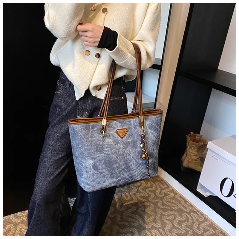 Designer Bags Shoulder Bags Tote Bag Luxury Bags Purse Fashion Hundreds Premium Sense Crossbody Bag High Quality Leather Chain Bags Black Large Capaci
