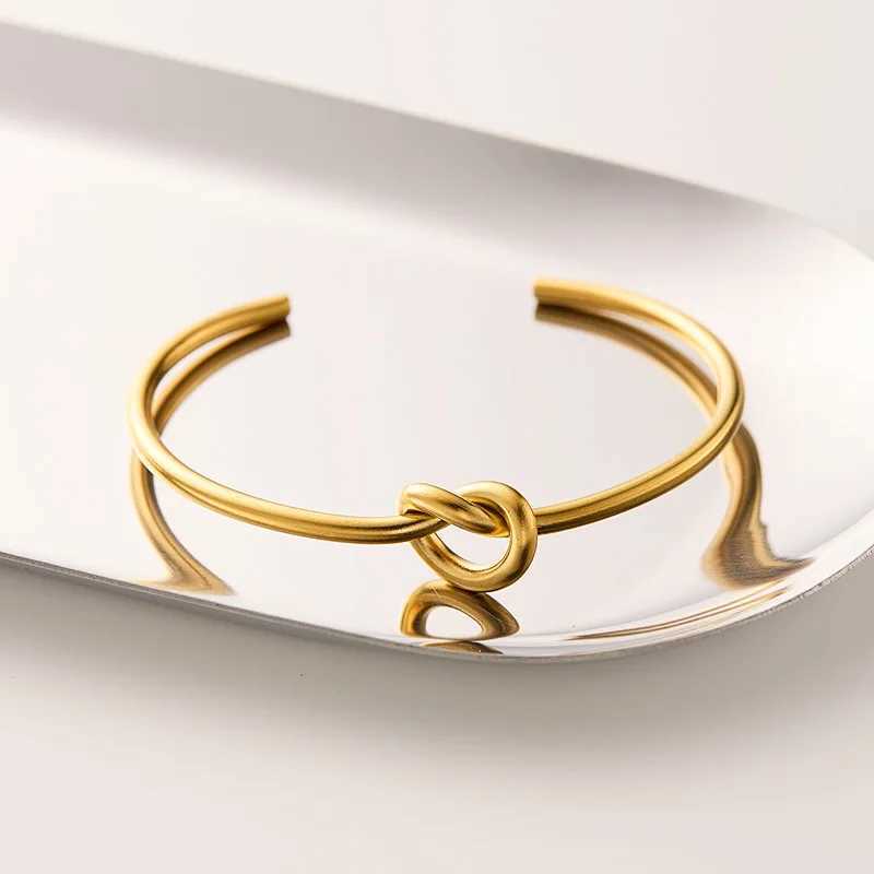 Stainless Steel Bracelets Vintage Fashion Woven Twist Texture Bangles for Women Men Jewelry Statement Streetwear Goth Gifts XJ250707