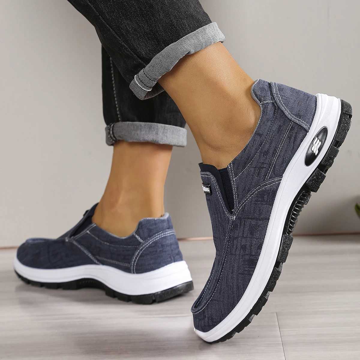 Man shoes Fabric Insole for Sports and Daily Wear Plus Size casual sneakers designer shoes shiping shoe Canvas Loafers Y250707