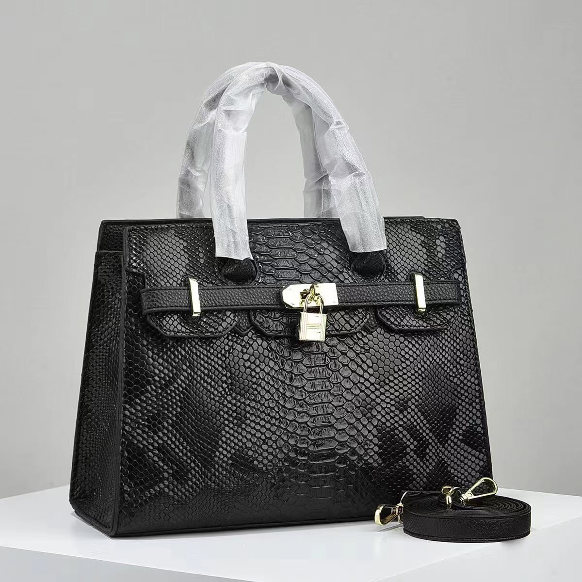 Free Shipping Designer Fashion New Model Manufacturer Elegant Direct Sales Texture New Fashion Handbag Mom Women's Bag Crossbody Bag