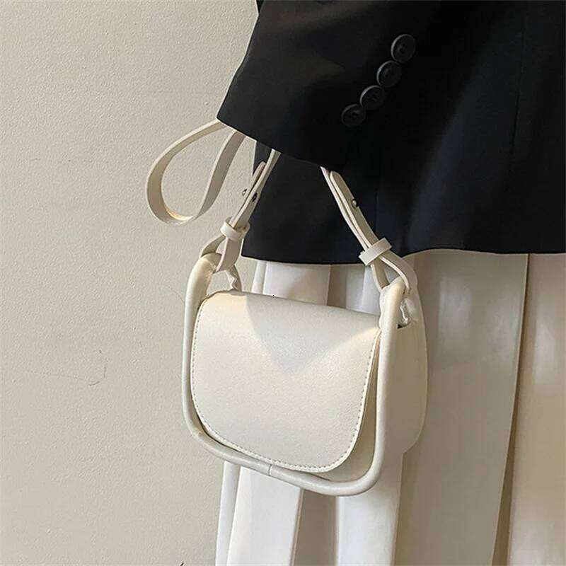 Women's Small Flap Shoulder Bag PU Leather Solid Color HandBags Fashion Female Crossbody Underarm Bags Free Shipping