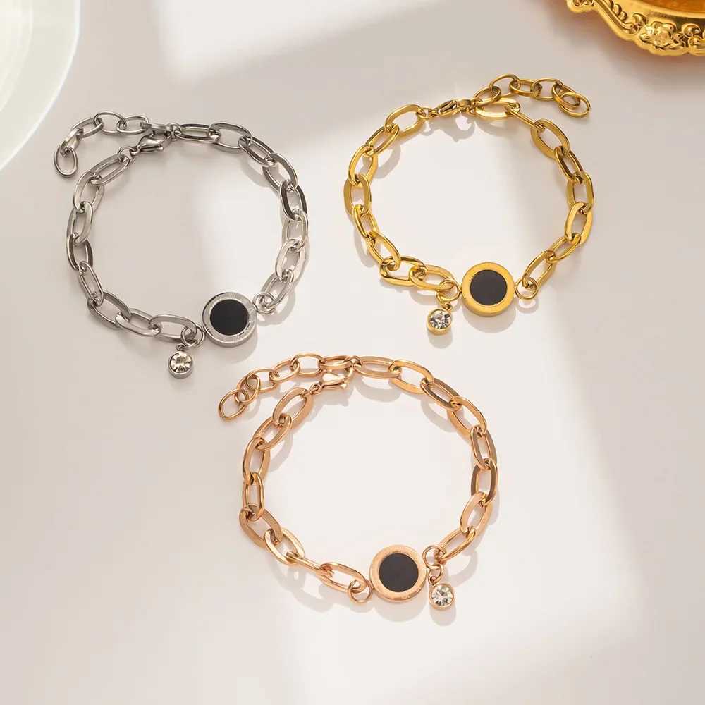 Luxury Gold Color Stainless Steel Crystal Pendant Bracelet for Women 2024 New Trendy Circle Roman Numerals Bangle Party Jewelry XJ250707