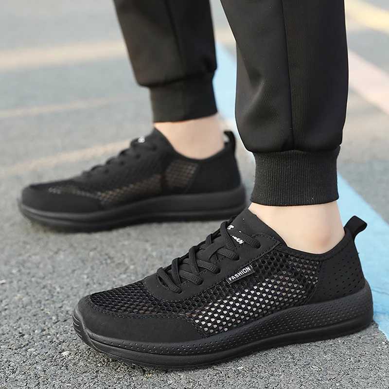 Mens Casual Style Sneakers Running Shoes Mesh Surface Refreshing Breathable Sole Wear-Resistant Non-Slip Stock Y250707