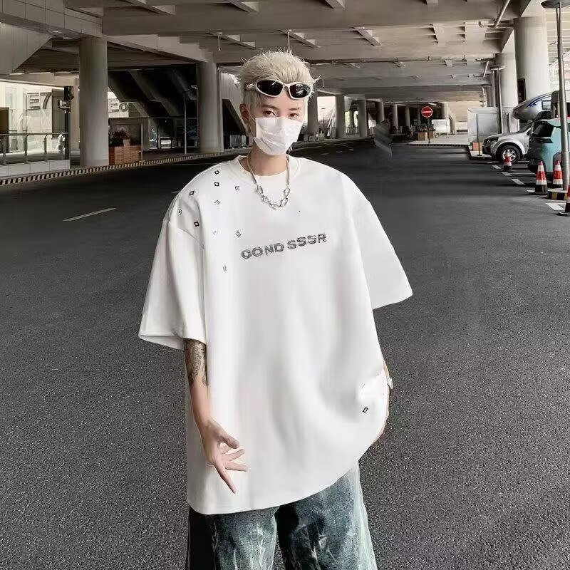 Trendy Brand Letter Rhinestone Designer Short Sleeves Short Sleeve Men's Summer Cool High-end Shoulder Pad T-shirt Loose Design Half Sleeve Top
