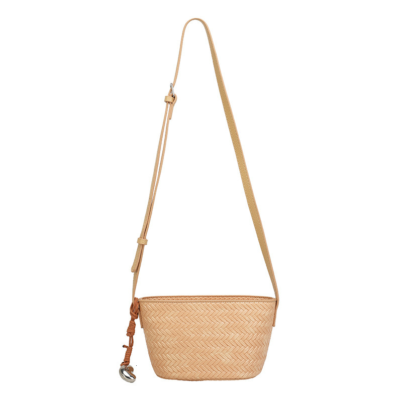 Free shipping designer 2025 New Handwoven Bag for Women Lazy Style Fashionable and Versatile Beach Shoulder Bag Crossbody Bag Dumpling Bag