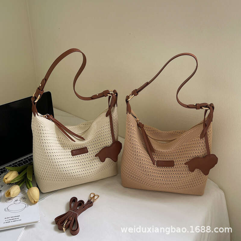 Free shipping designer bag Luxury bag 2025 Summer New Fashion High-Value Tote Women's Large Capacity Woven Straw Shoulder Crossbody Bag