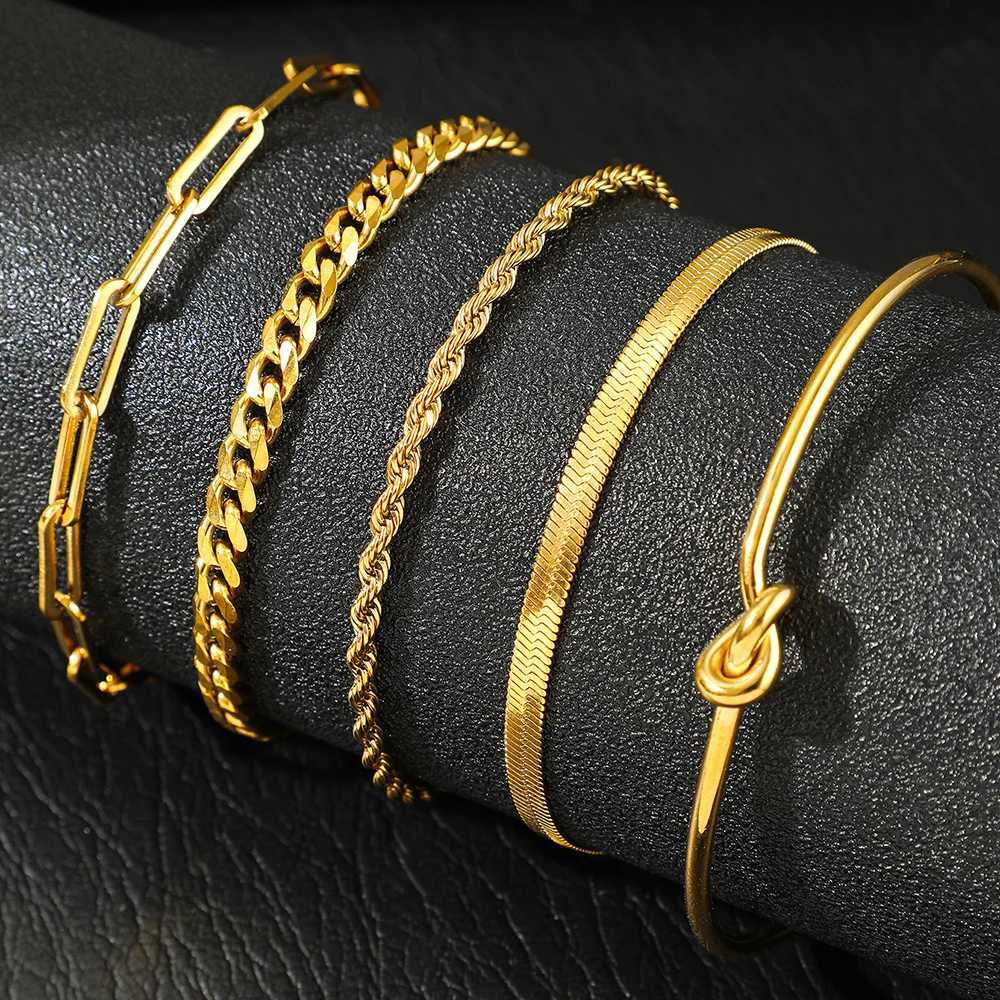 Stainless Steel Bracelet Set Classic Fashion Five Bracelet Set Exquisite Bracelet For Women Jewelry Banquet Gift Recommendation XJ250707