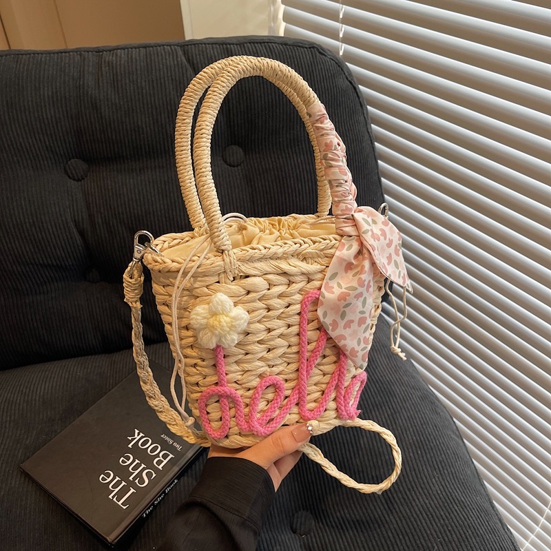Free shipping designer 2025 New Women Straw Bag High-Quality Texture Niche Crossbody Bag Bucket Bag Fashion Versatile Woven Handbag