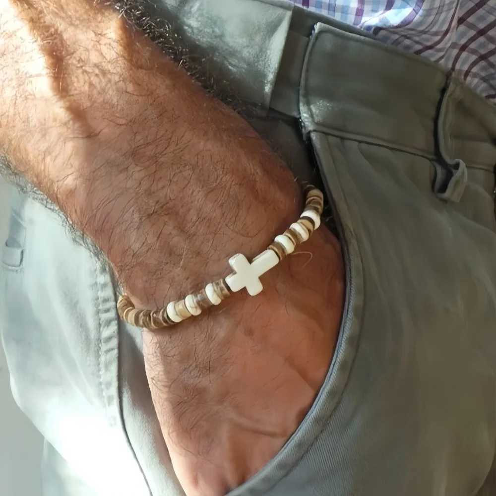 Bohemian Coconut Shell Wood Chips Cross Bracelet For Men Retro Handmade Beaded Jewelry Fashion Accessories Gifts XJ250707