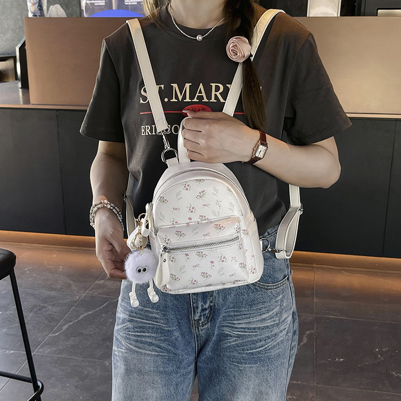 Free shipping designer Backpack for Women Fashion Niche Design Handbag Korean Style Student Small Backpack Casual Versatile High-end Feel Travel Backp