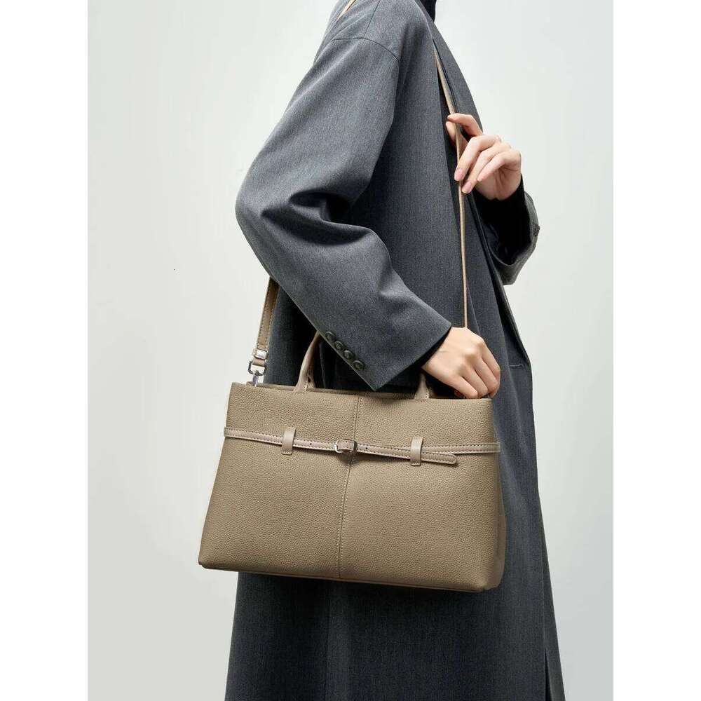 Bags Designer Retro Tote Large Capacity Suede Crossbody Fashion Commuting Women's Shoulder Bag Handbag