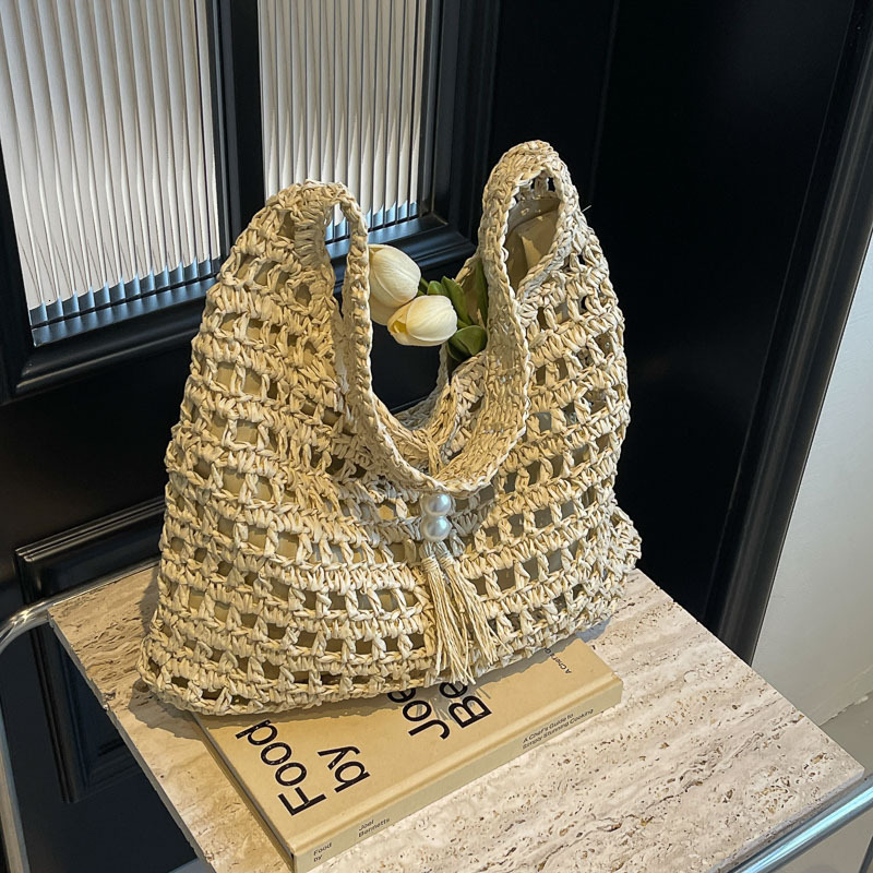 Free shipping designer Trendy Woven Large Bag for Women 2025 New Summer Fashion Beach Hollow Out Beach Bag Versatile Straw Bag