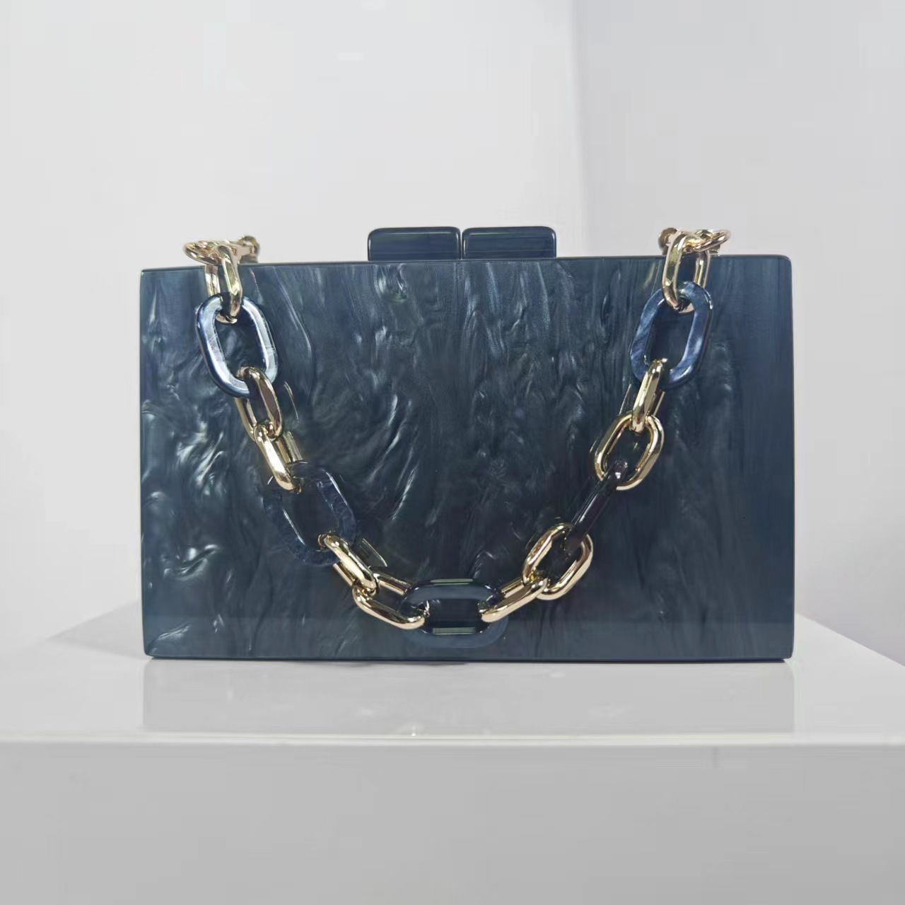 trend Cross trend border new acrylic bead decoration handbag one shoulder one piece chain box bag designer bag women s handbag