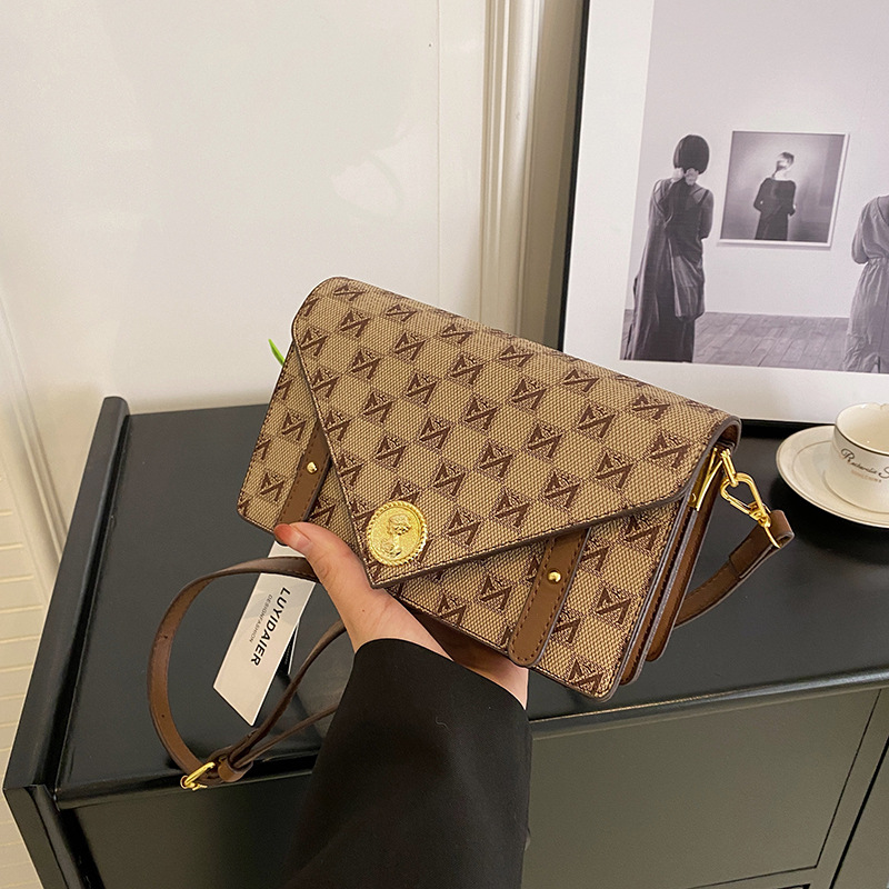 Designer Bag Luxury Bag Free Shipping Designer Vintage Shoulder Bag Vintage Floral Envelope Niche Design Single Shoulder Crossbody Large Capacity Comm