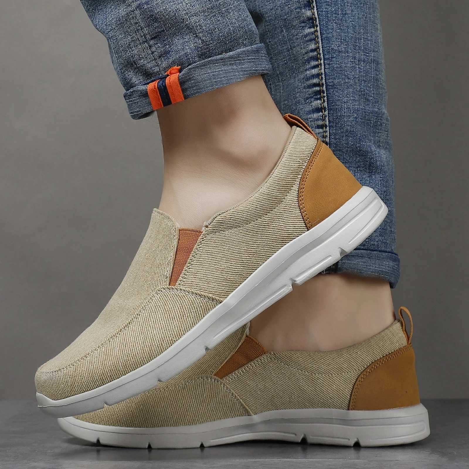 Men Shoes Summer Canvas Shoes Breathable Cfortable Outdoor Slip On Walking Sneakers Classic Loafers For Men Y250707