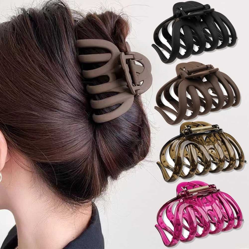 Large Girl Hair Claws Black Acrylic Hairpins Barrette Crab Hair Clips Transparent Women Hair Accessories Korean Headwear Styling Y250707