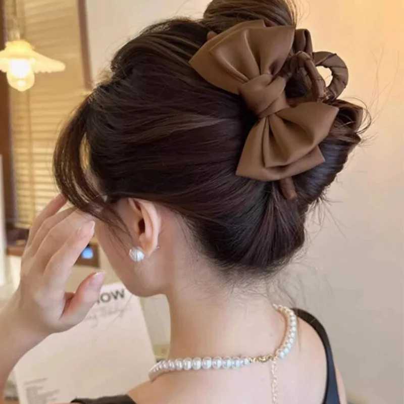 Bow Hairpin New Elegant Temperament Satin Hair Grab Hair Accessories Shark Clip on The Back of The Head Hair Claw Clip FENGCHE Z250707