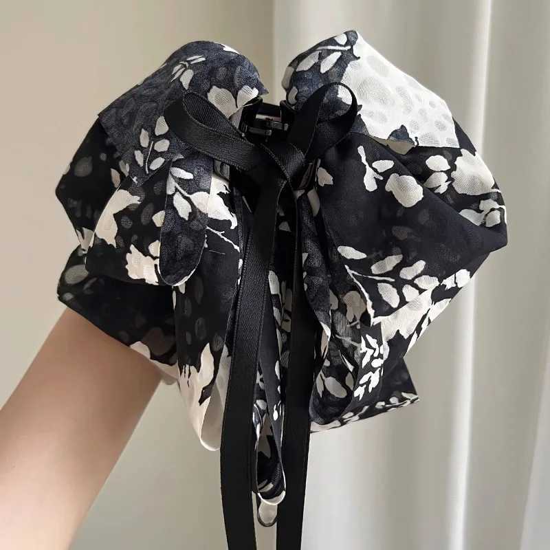 1pcFrench gentle temperament bow ribbon grab clip highlighting small face back of head hair clip shark clip hair accessory Z250707