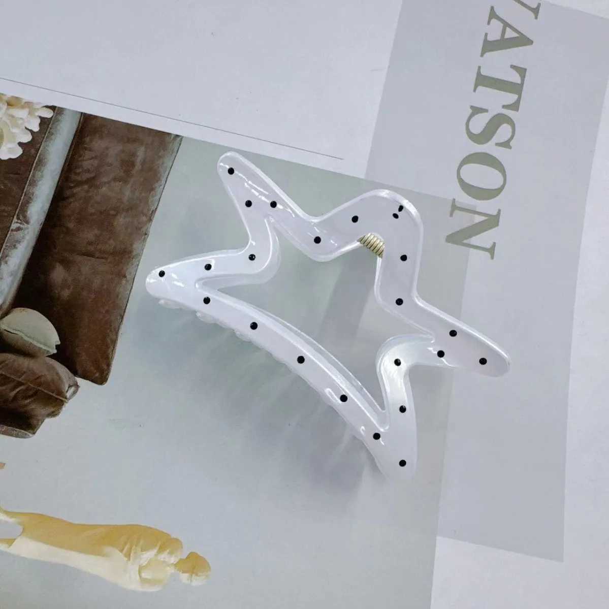 Vintage Black Point Dot Five-pointed Star Shark Hair Claw Horsetail Clip Clamp Barrettes Girl Women Acrylic Accessories Headwear Y250707