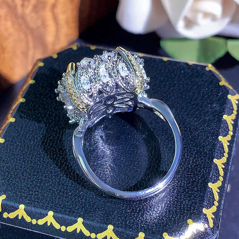 Autumn Winter New Cover Jewelry Red Blue Open Ring Fashion Style High-End Women's Accessories 307