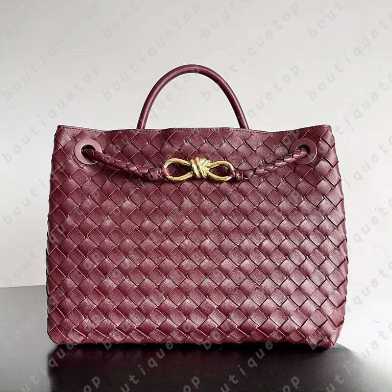 Leather Andiamo Venetabag Handbag Luxury Designer Bag Chocolate Brown Tote Bag Crossbody Venetabag High quality sheepskin work interwoven tote bag Gift Box 42a