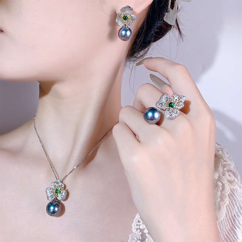 Autumn Winter New Set Flower-Shaped Gray Pearl Clavicle Chain S Sier Needle Earrings High-End Elegant Versatile Women's Style 01C