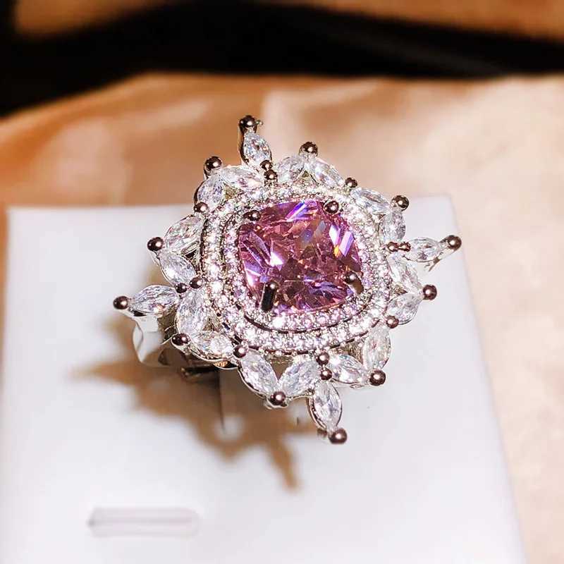 Beautiful 925 Silver Ring for Women Fashion Pink Shiny Zircon Ring Fashion Adjustable Opening Party Jewelry Wedding Ring XJ250707