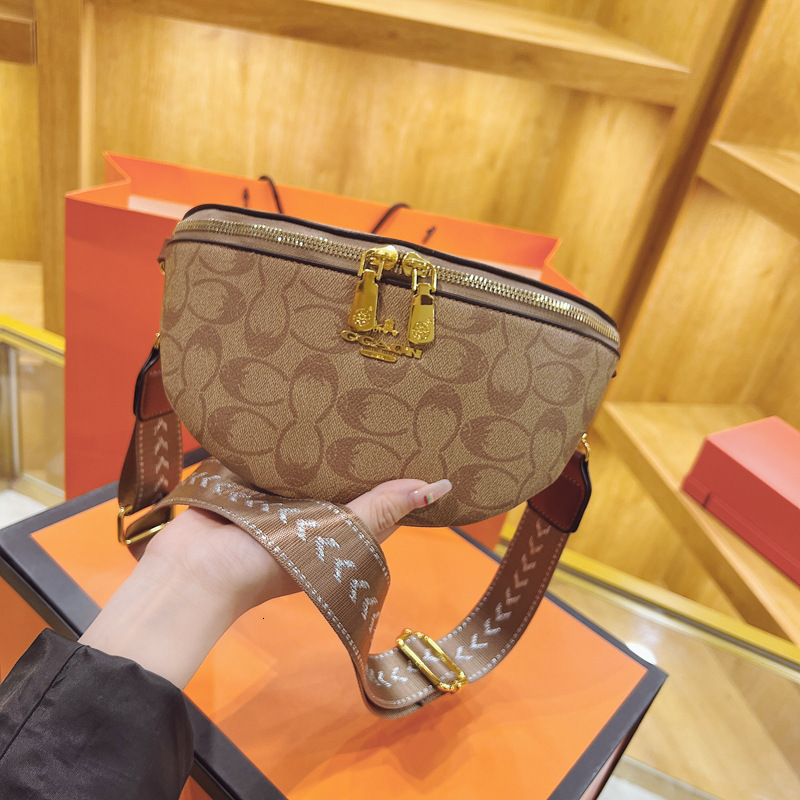 Designer 2025 New Simple Fashion Shoulder Crossbody Wide Strap Chest Waist Trendy Light Luxury Women's Bag