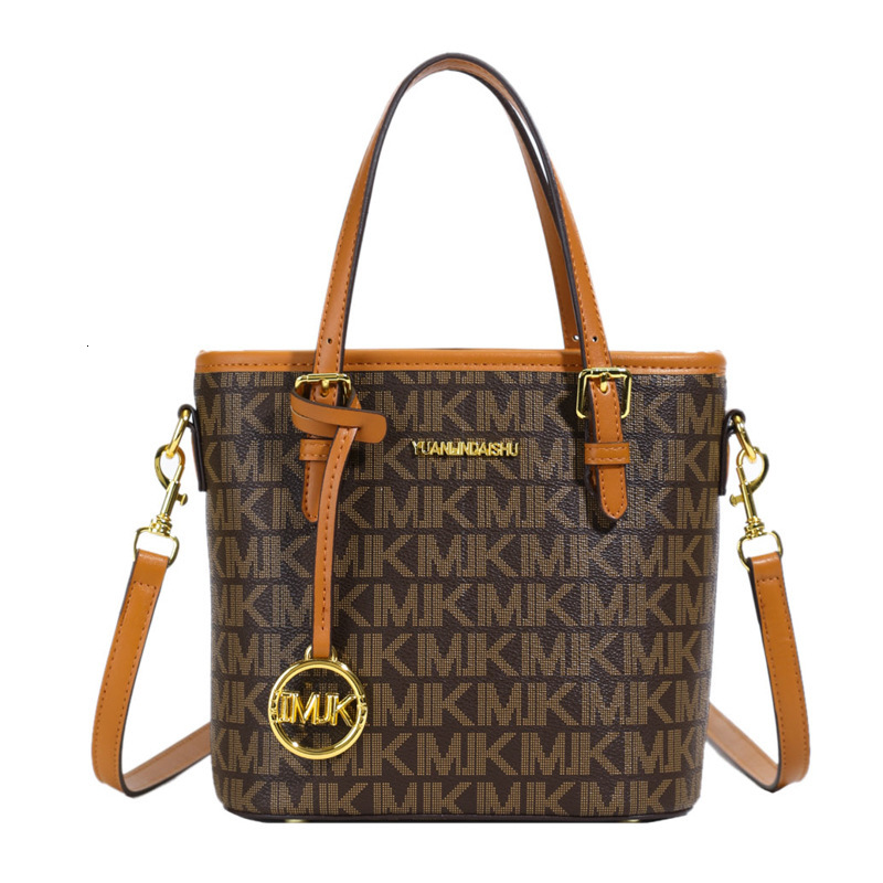 Designer High-End Bucket for Women 2025 New Fashion Versatile Printed Large Capacity Elegant Shoulder Crossbody Light Luxury Women's Bag
