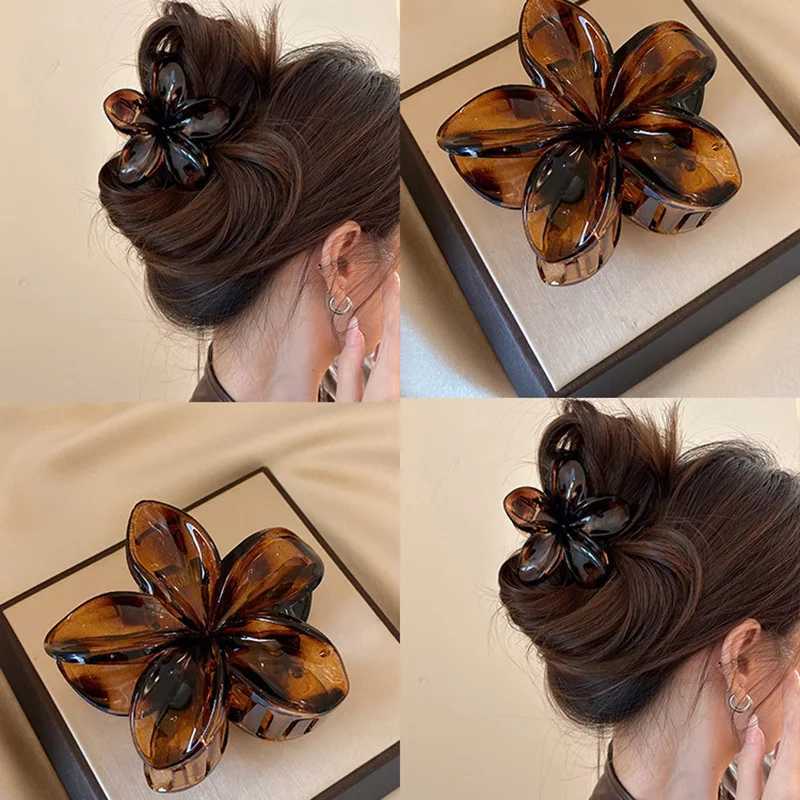 French Retro Hair Claw Leopard Print Egg Flower Hair Grab Clip Women Versatile Back Head Hair Clip Shark Clip Style Headband New Y250707