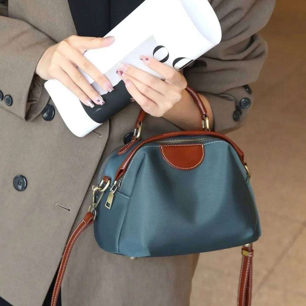 large capacity womens shoulder simple fashionable color blocking shell tote practical commuter bag separator