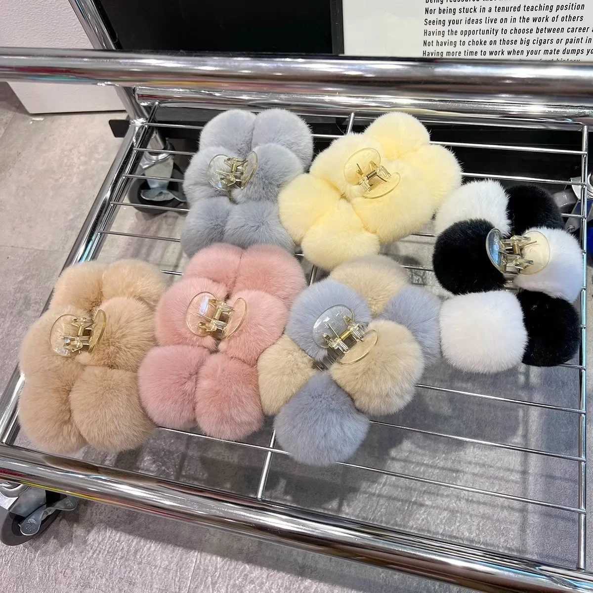 YHJ Oversize Hairball Hair Claw Clips Winter Faux Rabbit Fur Crab Hair Clip Headband for Women Grab Clamp Hair Accessories Z250707