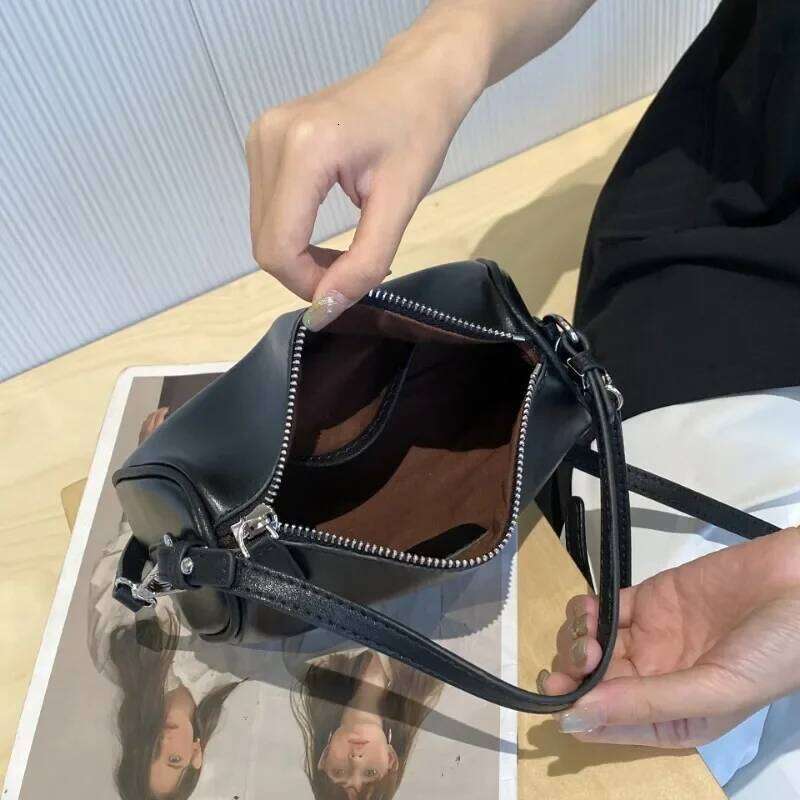 Ladies' Genuine Small Shoulder For Women Crossbody Fashionable Simple And Practical Soft Leather Darling Phone Bag