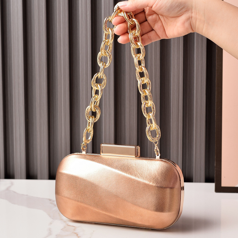 New cross border metal texture evening bag silver glossy leather trend party bag designer bag women s trend handbag crossbody bag